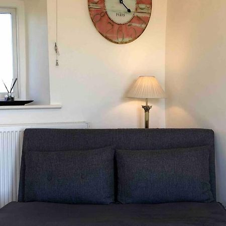 הוילה Kemble Secluded Romantic Cotswolds Barn - Sleeps 2 To 4 - Near Cirencester - Dog Friendly מראה חיצוני תמונה