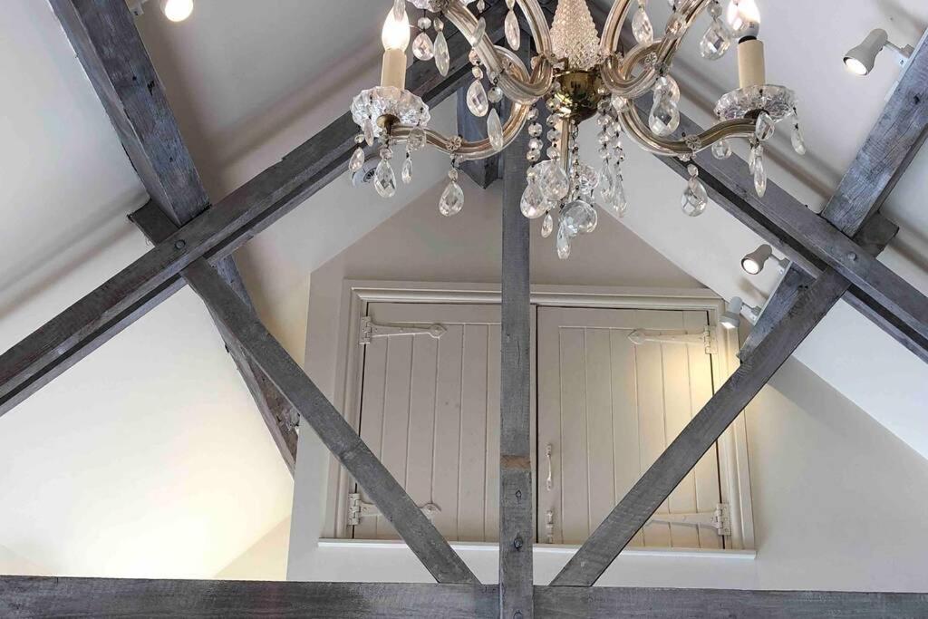 הוילה Kemble Secluded Romantic Cotswolds Barn - Sleeps 2 To 4 - Near Cirencester - Dog Friendly מראה חיצוני תמונה